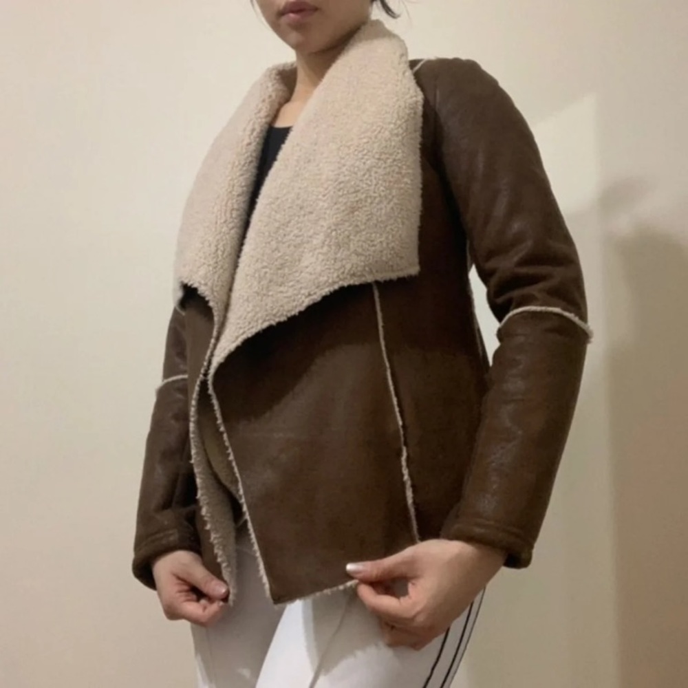 ‼️SOLD‼️ Leather and faux fur coat - Picture 3 of 7